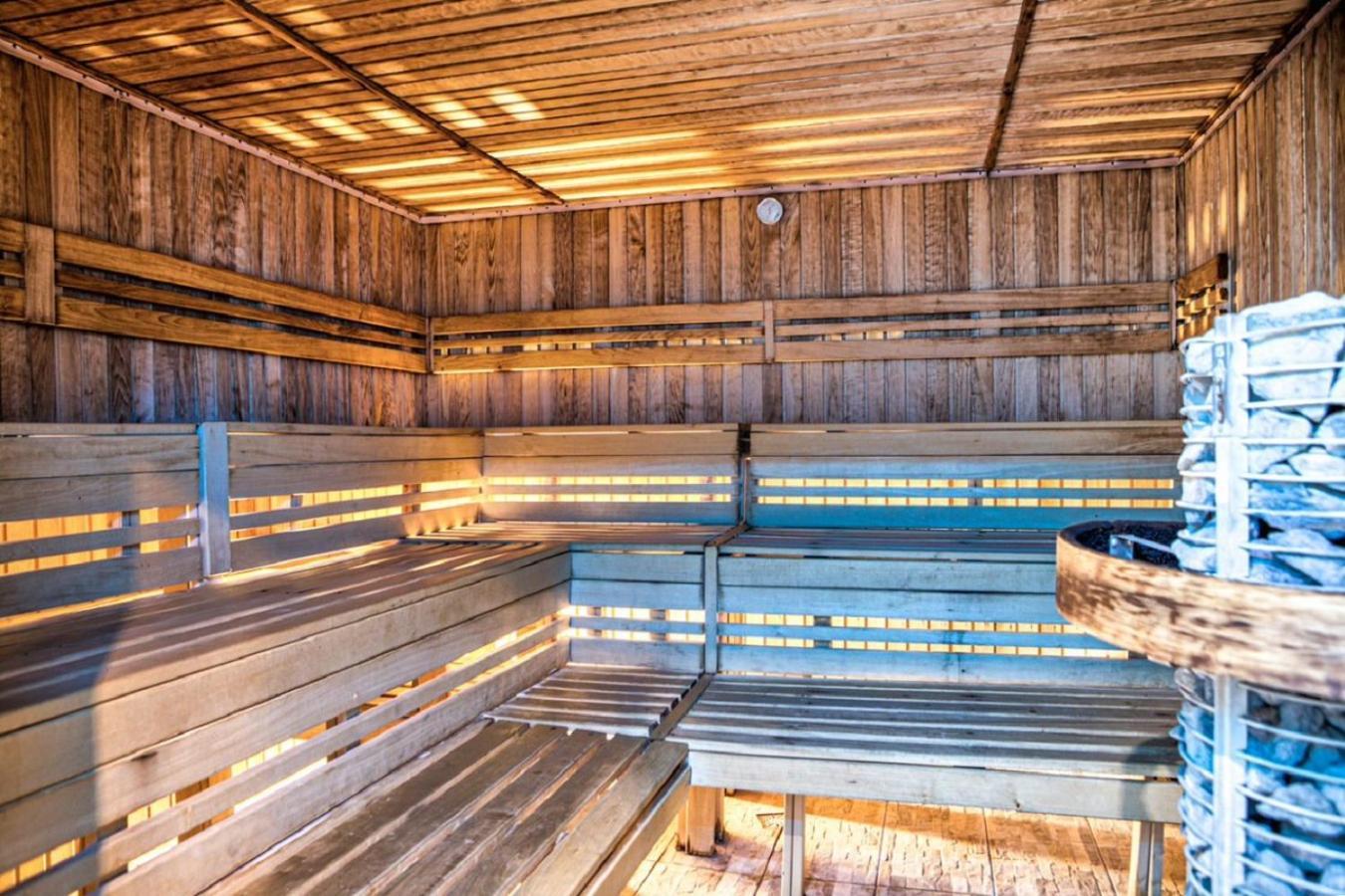 Albert Residence Aparthotel Grand Chalet With Free Spa Access To Alpin Resort Poiana Brasov Exterior photo